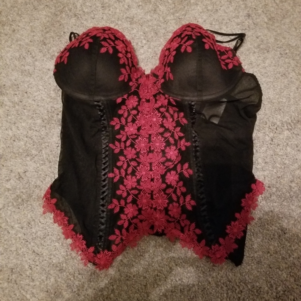 Bustier - Picture 6 of 8